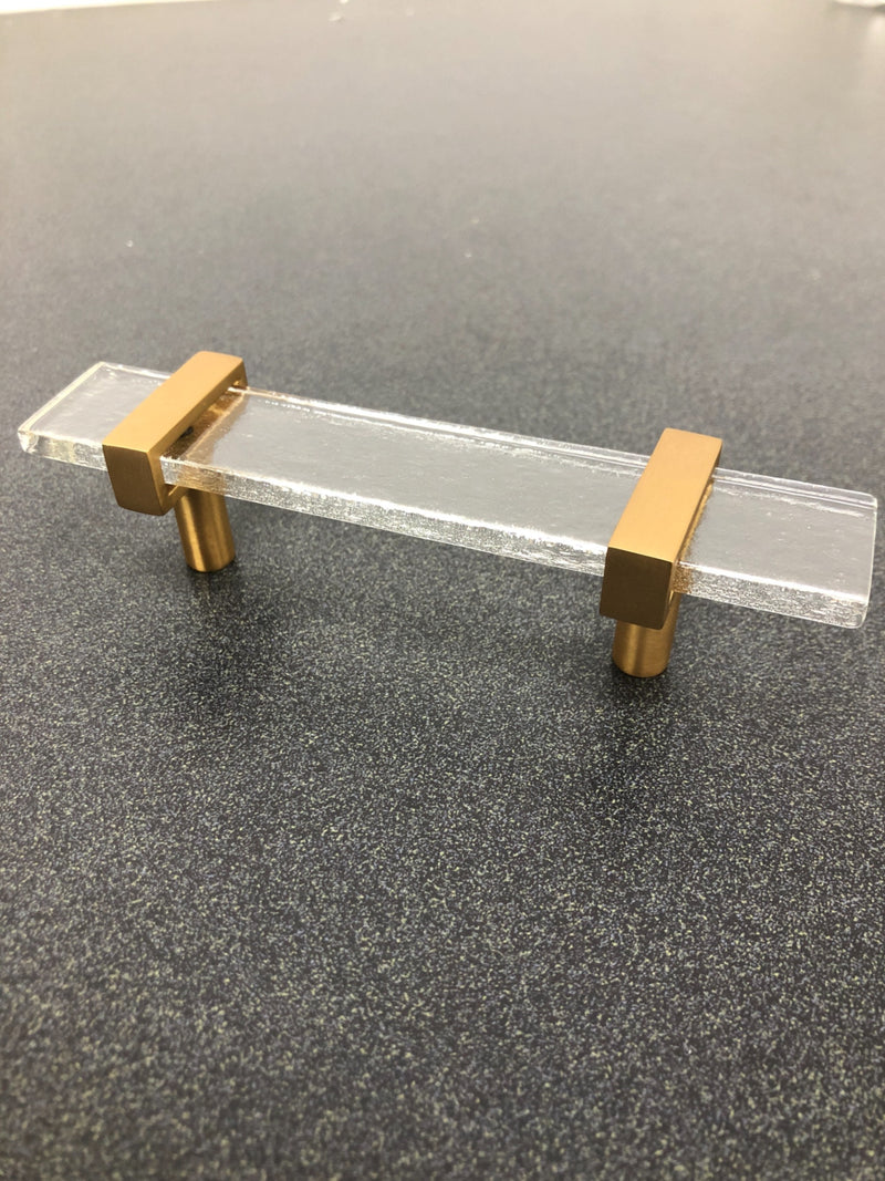 Sietto P-1900-5.5-SB Adjustable Center to Center 5-1/2 Inch Long Handle Cabinet Pull with Clear Glass - Satin Brass