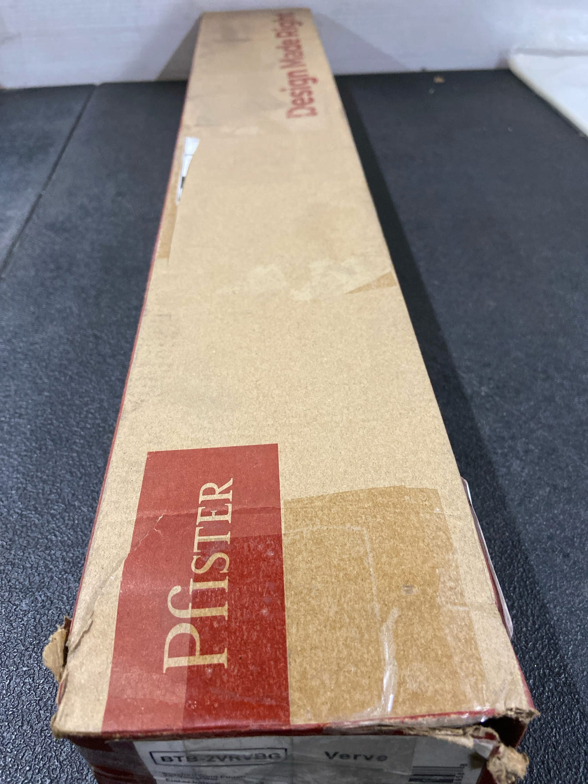 Pfister BTB-2VRVBG Verve 24" Towel Bar - Brushed Gold