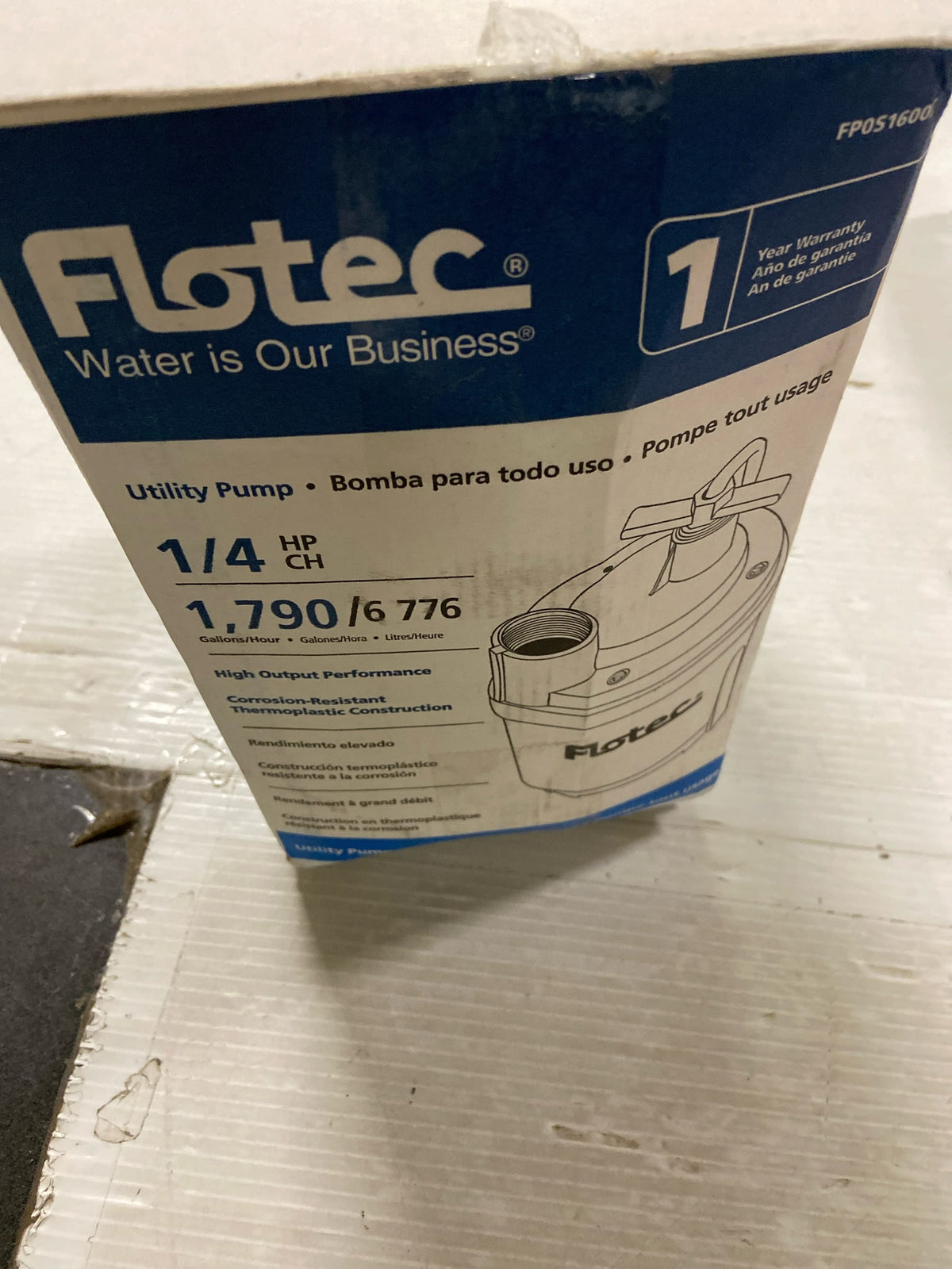 FloTec FP0S1600X-08 29.8 GPM 1/4 HP (3/4" or 1") Submersible Utility Pump - N/A