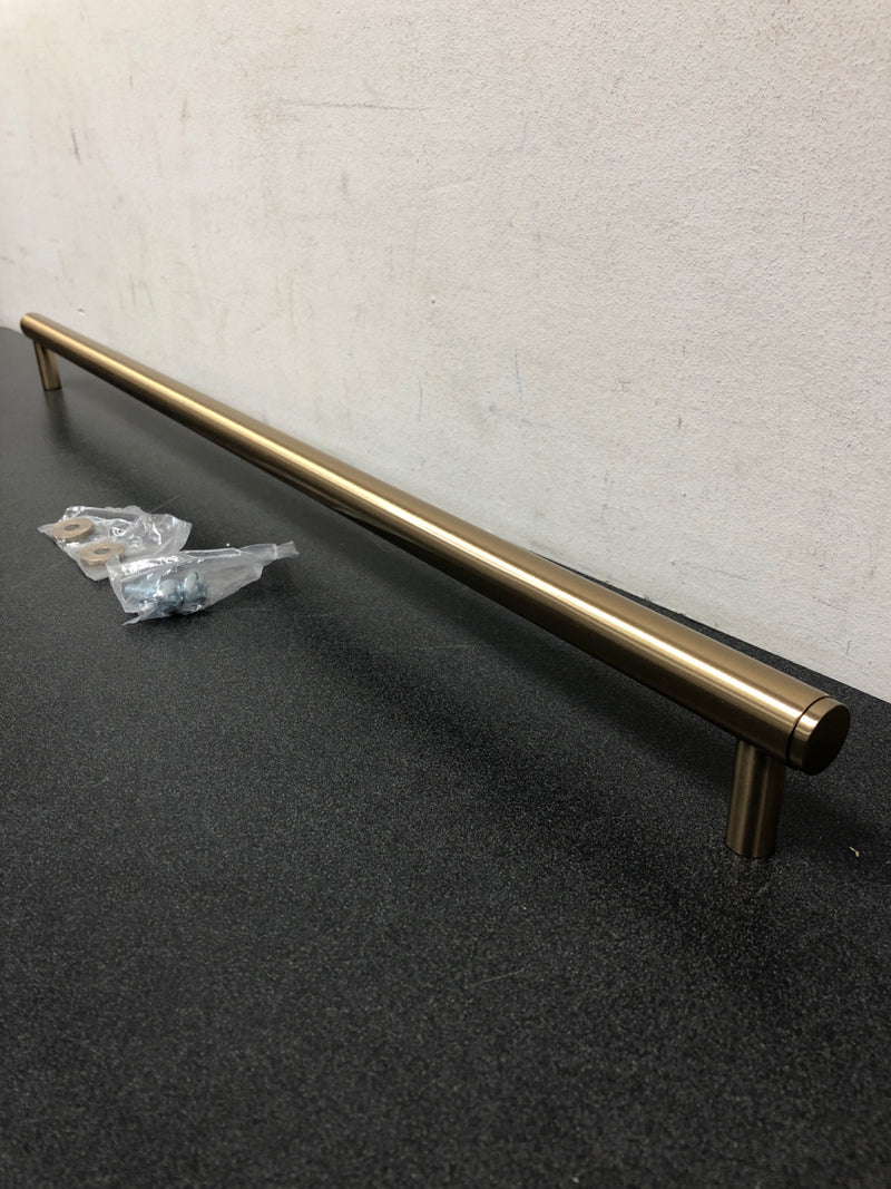 Schaub and Company 5124A-SSB Pub House 24" Center to Center Smooth Bar Solid Brass Appliance Handle / Appliance Pull - Signature Satin Brass