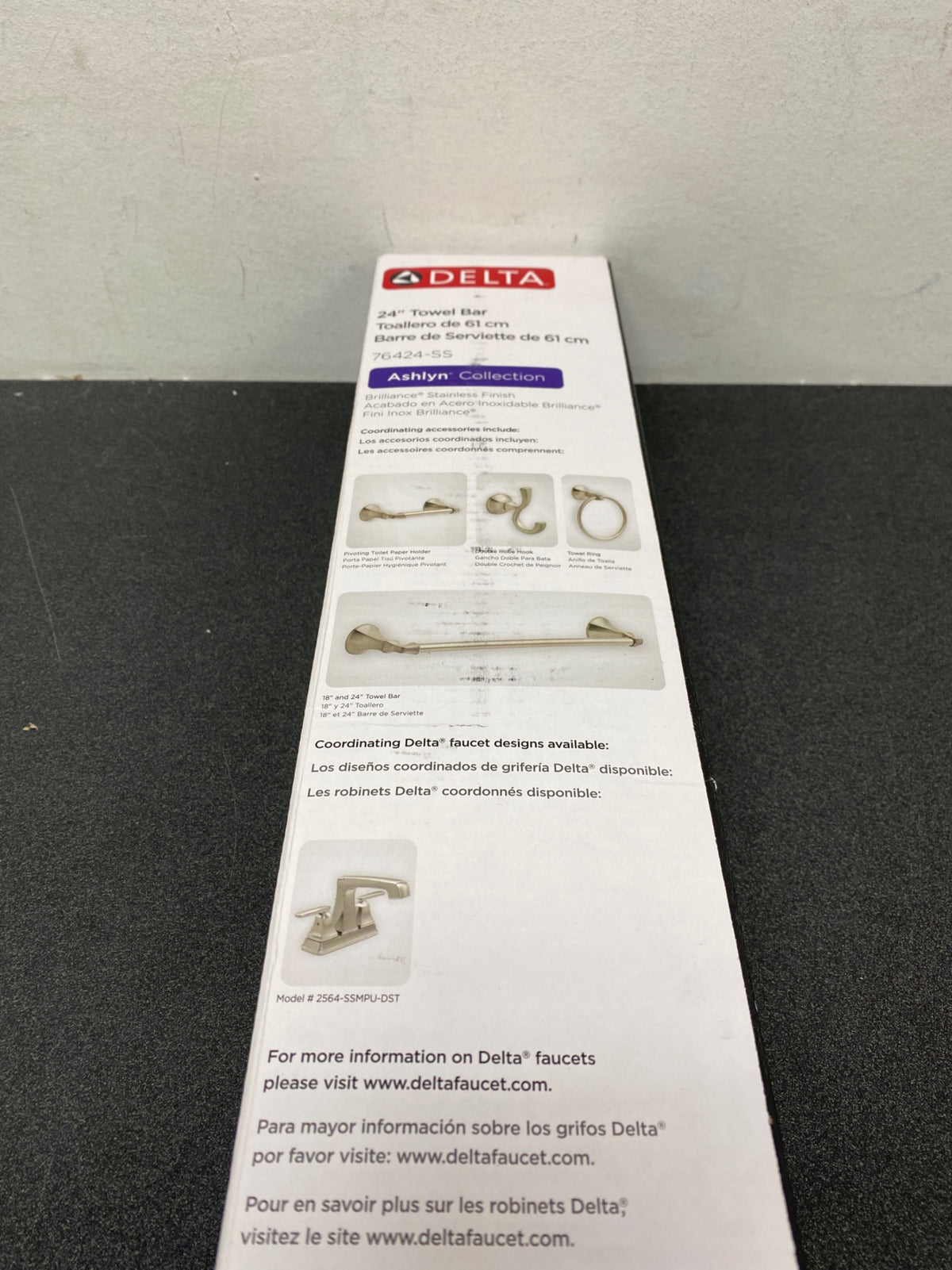 Delta 76424-SS Ashlyn 24" Towel Bar - Brilliance Stainless