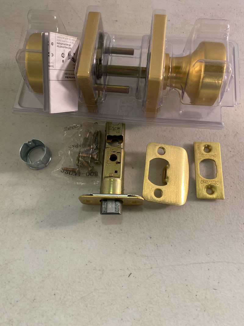 Kwikset 720PSKSQT-4 Pismo Passage Door Knob Set with Square Rose - Satin Brass