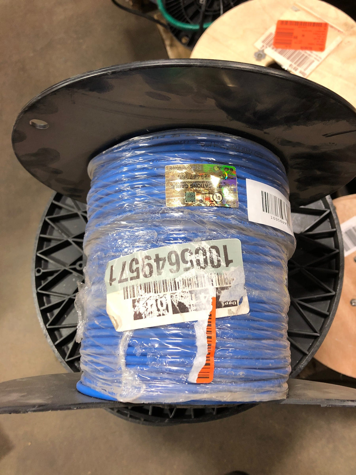 Southwire 56917748 300 ft. Blue 24/4 Solid CU CAT5e CMP (Plenum) Data Cable