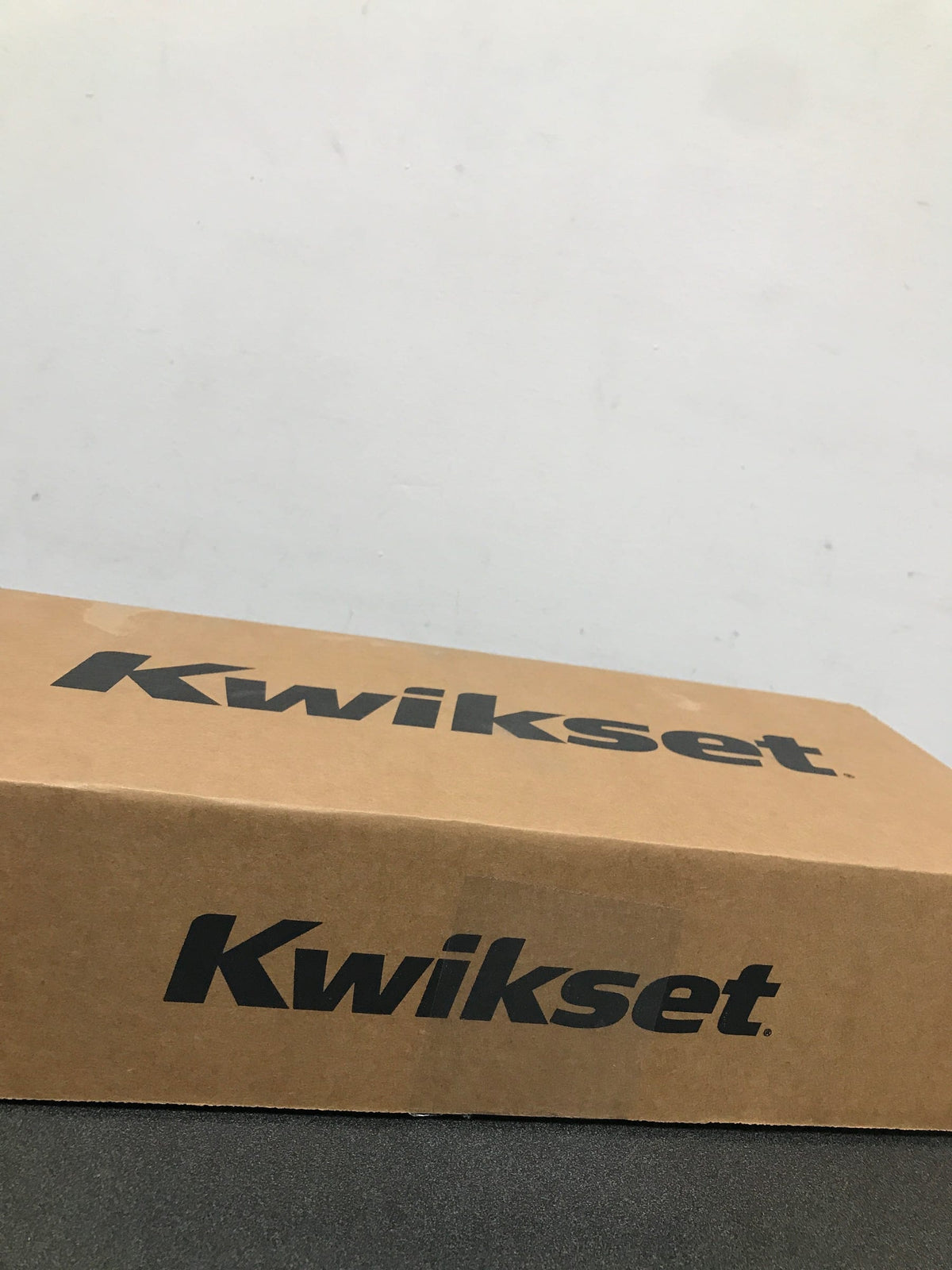 Kwikset 7886236 Tavaris Deadbolt Handle & Lock Set in Polished Chrome