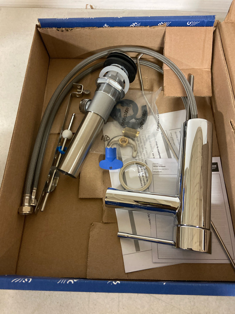 GROHE Essence New Single Hole Single-Handle 1.2 GPM Low-Arc Bathroom Faucet in StarLight Chrome 3221600A