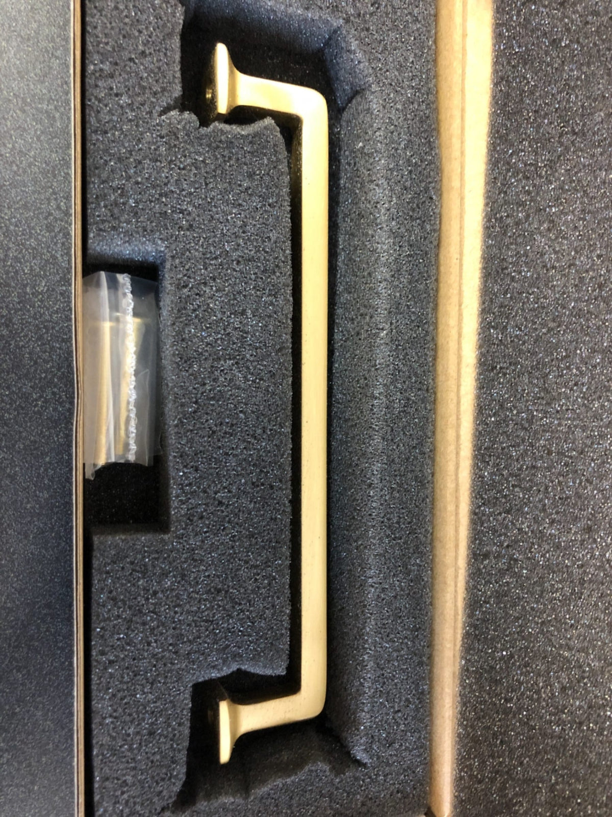 Alno Millennium 6 Inch Center to Center Handle Cabinet Pull
