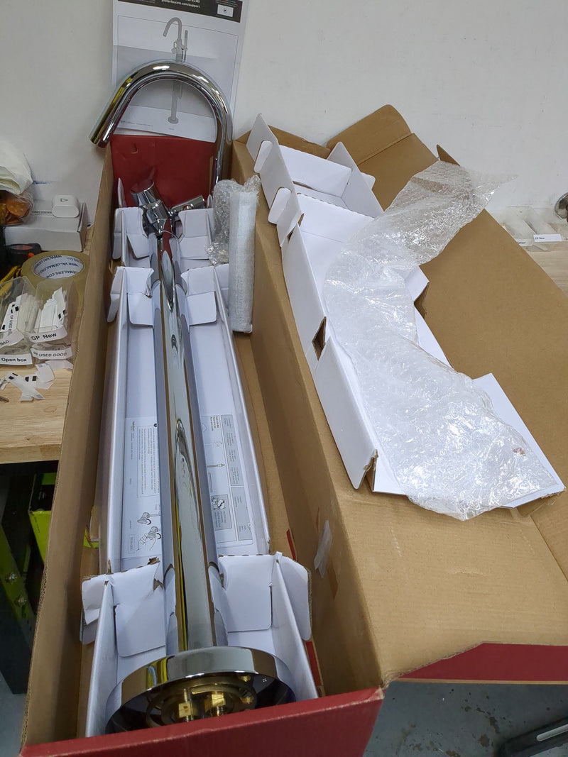 Pfister Modern Free Standing Tub Faucet in Polished Chrome