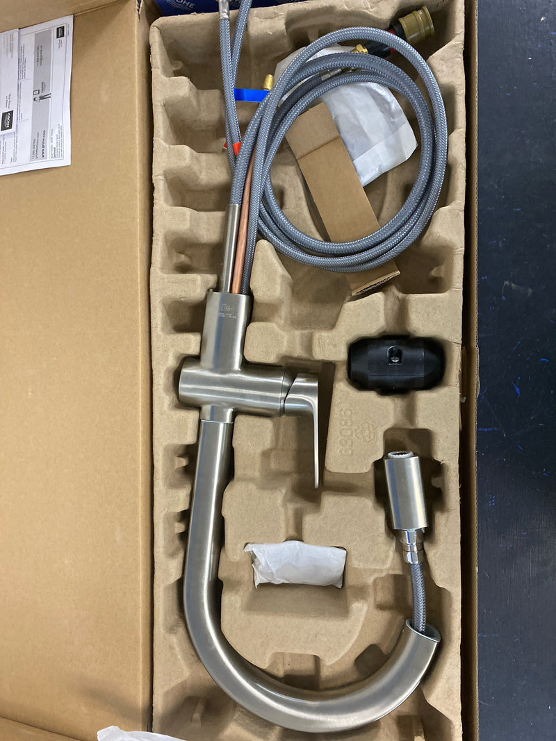 Grohe 30377DC0 Defined 1.75 GPM Single Hole Pull Down Kitchen Faucet with SilkMove Technology - SuperSteel