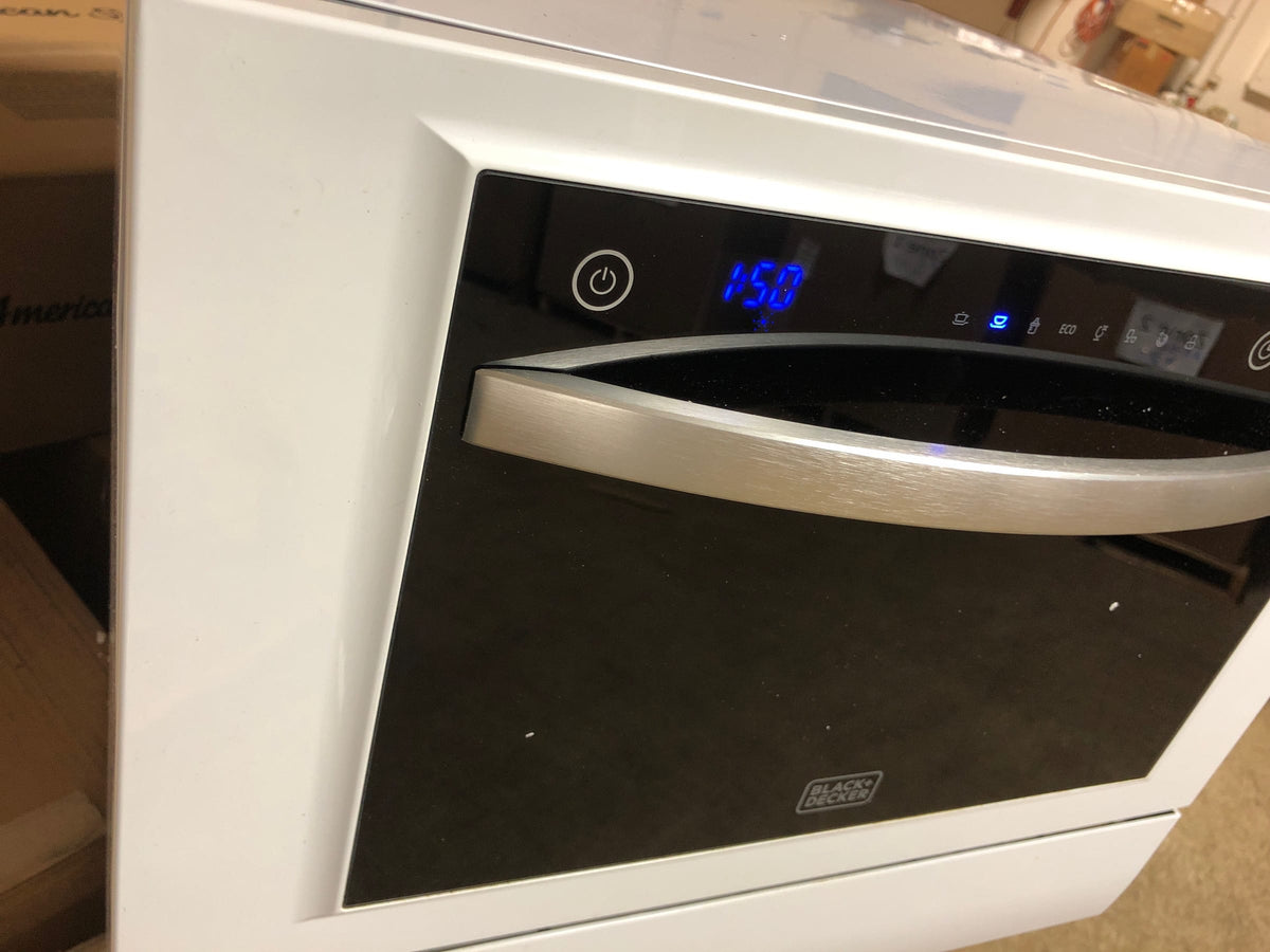 BLACK+DECKER BCD6W 6 Place Setting ENERGY STAR Portable Compact Countertop Dishwasher