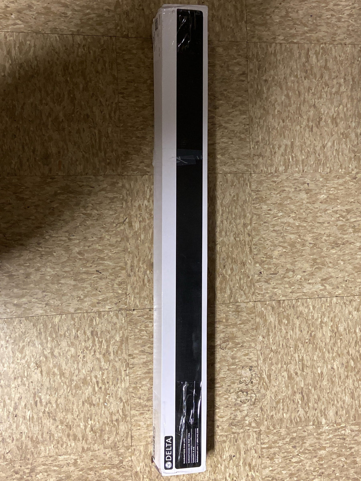 Delta Faucet 41836 Contemporary Grab Bar, 36", Polished Chrome