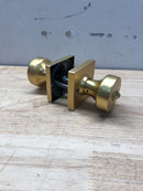 Kwikset 740PSKSQT-4S Pismo Single Cylinder Keyed Entry Door Knob Set with Square Rose and SmartKey - Satin Brass