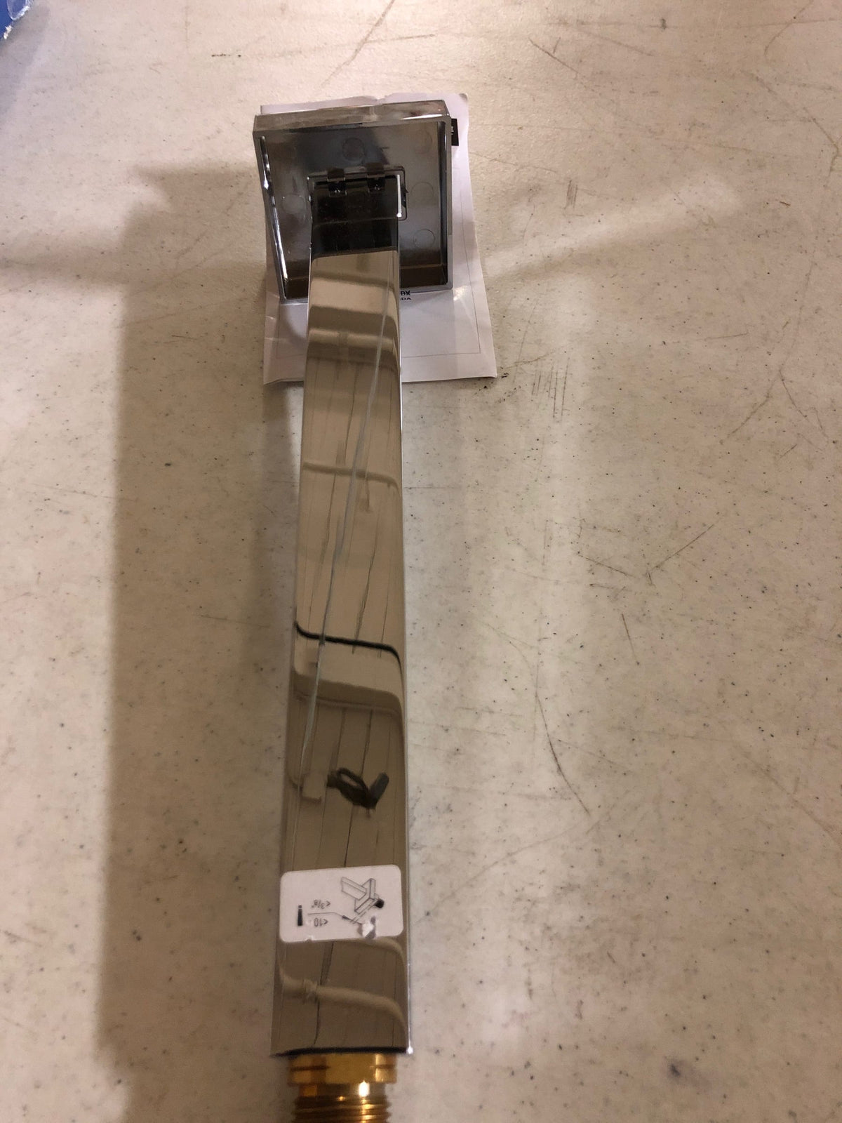 Grohe 27710000 Eurocube 11.25" Rain Shower Arm with Flange and 1/2" Threaded Connection - Starlight Chrome
