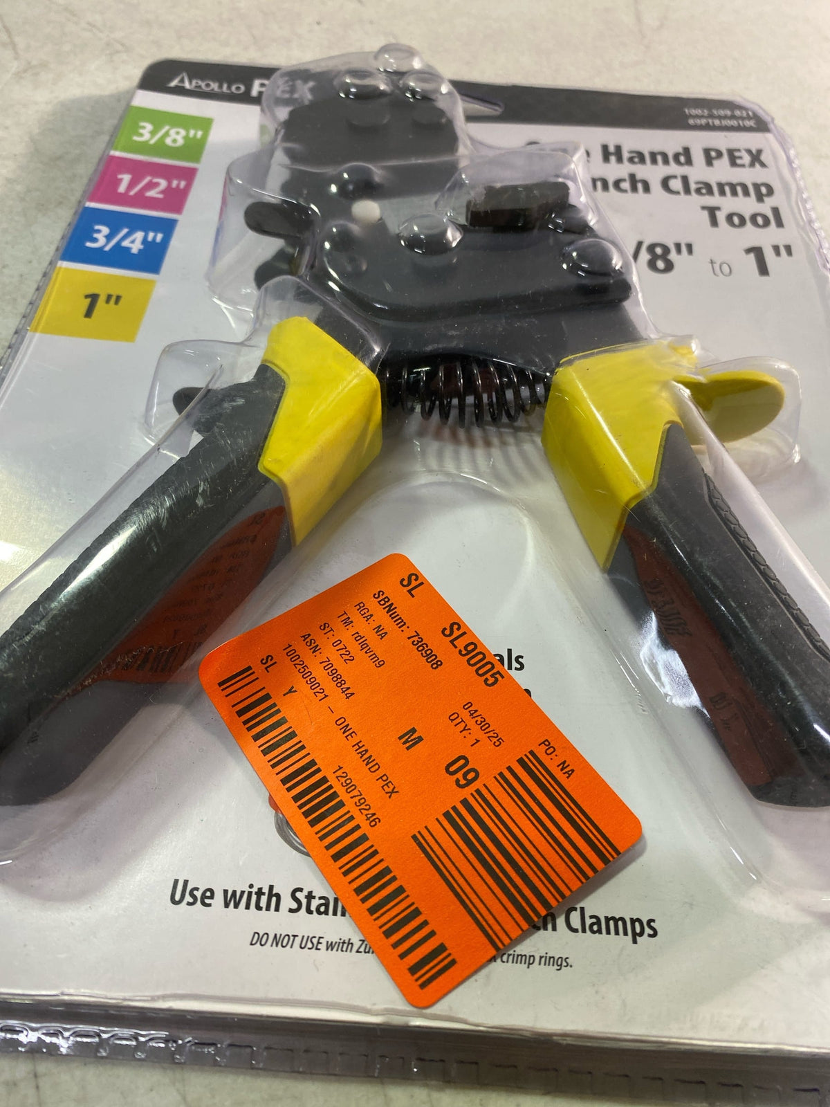 Apollo 69PTBJ0010C 3/8 in. to 1 in. 1-Hand PEX-B Pinch Clamp Tool