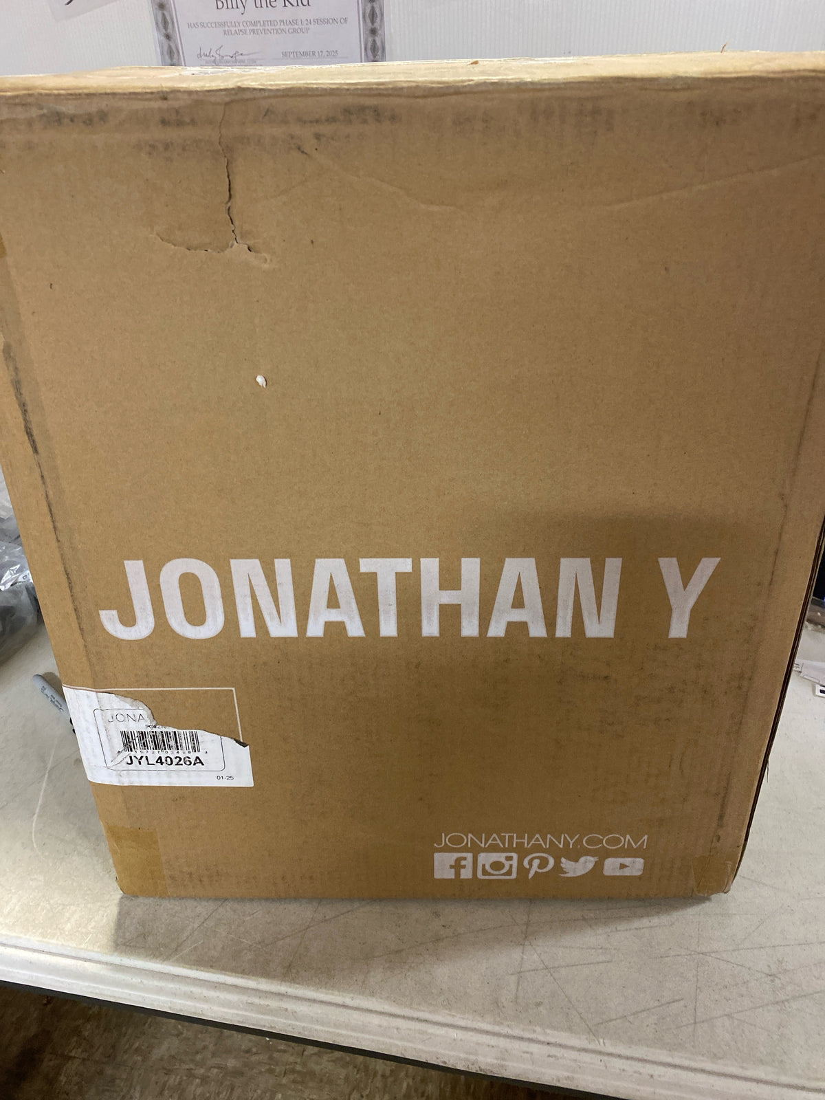 JONATHAN Y Lighting JYL4026A Julian Single Light 29" Tall LED Vase Table Lamp - White / Gold