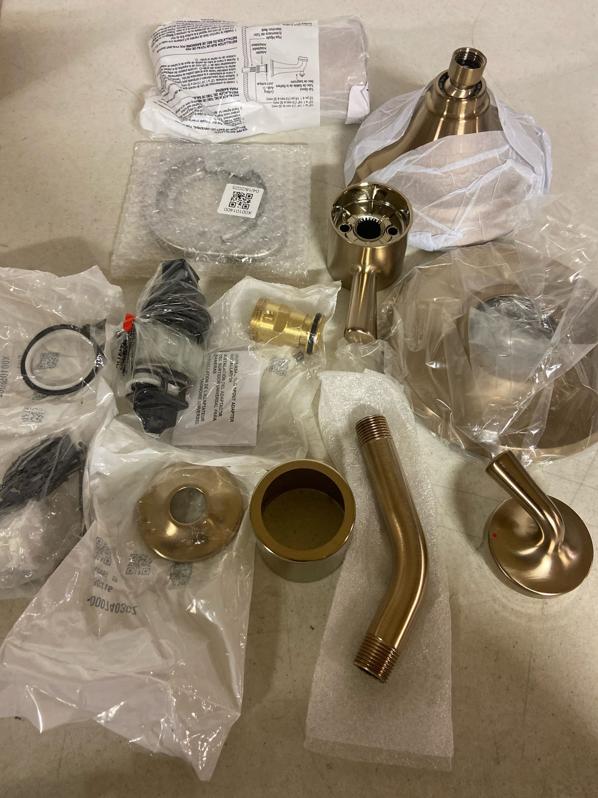 Delta T17433-CZ Kayra Monitor 17 Series Dual Function Pressure Balanced Valve Tub and Shower with Integrated Volume Control - Less Rough-In Valve - Champagne Bronze