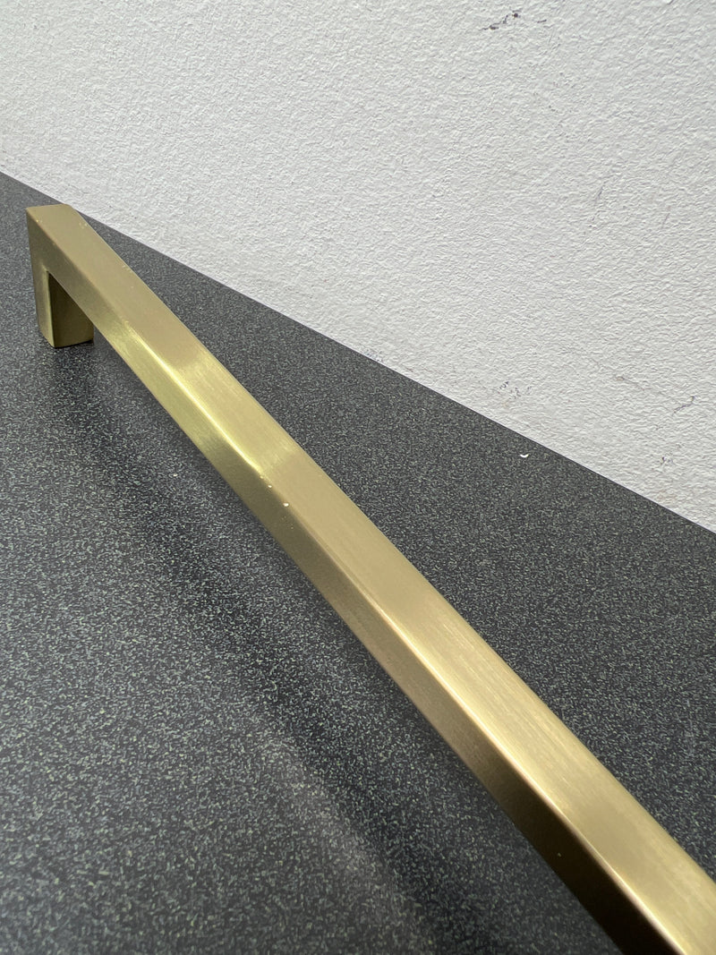 Hickory Hardware HH075336-CBZ Skylight 12" Center to Center Square Bar Appliance Handle / Appliance Pull - Champagne Bronze