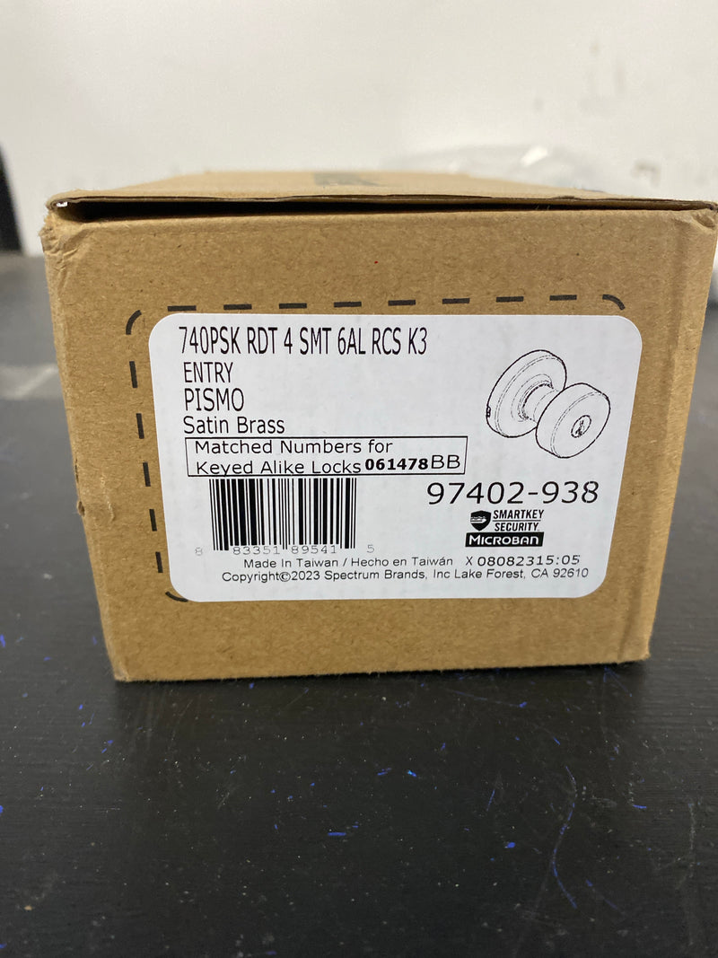 Kwikset 740PSKRDT-4S Pismo Single Cylinder Keyed Entry Door Knob Set with Round Rose and SmartKey - Satin Brass