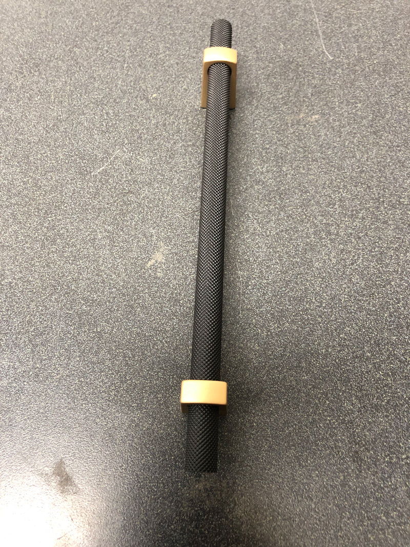 Alno A2902-6-CHP/MB Vita Bella 6" Center to Center Modern Knurled Cabinet Bar Handle / Drawer Bar Pull - Made in Italy - Champagne / Matte Black