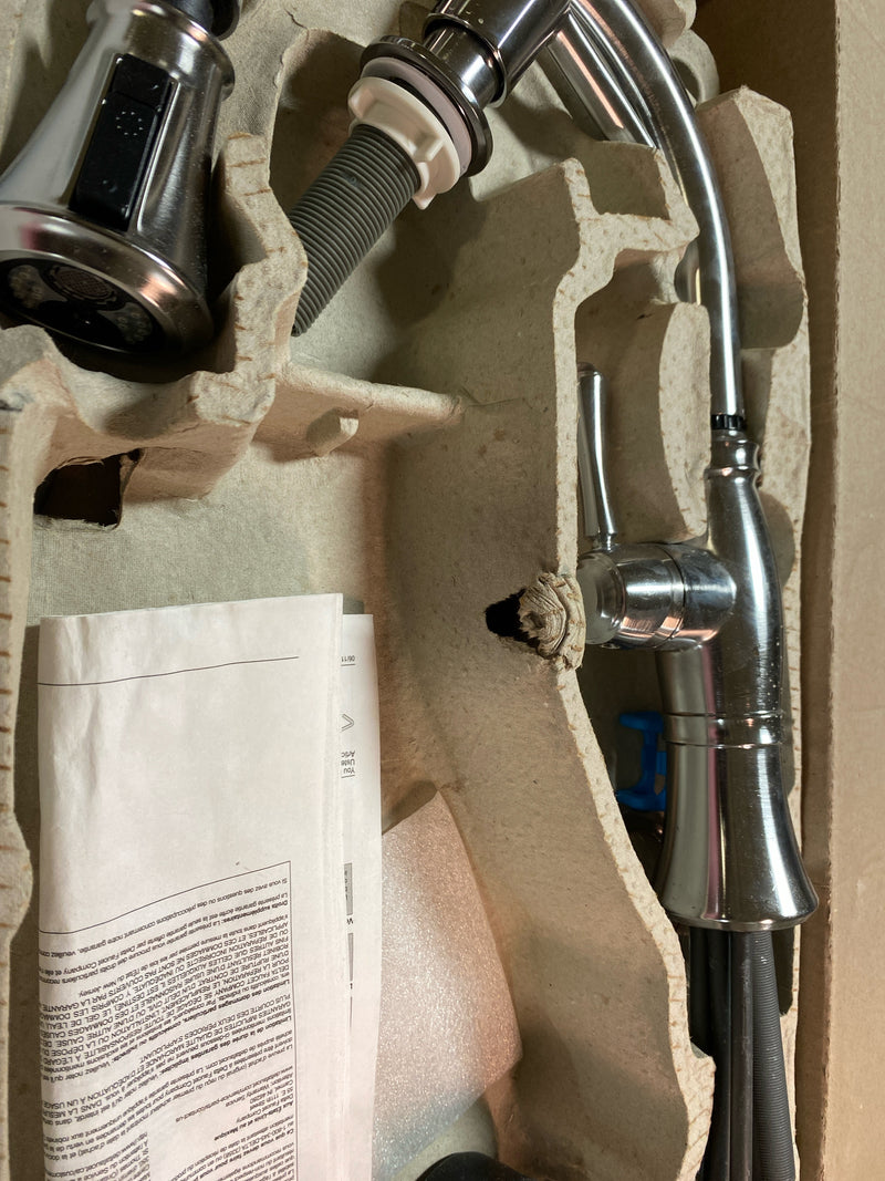 Delta Cassidy Arctic Stainless 1-Handle Deck-Mount Pull-Down Handle Kitchen Faucet