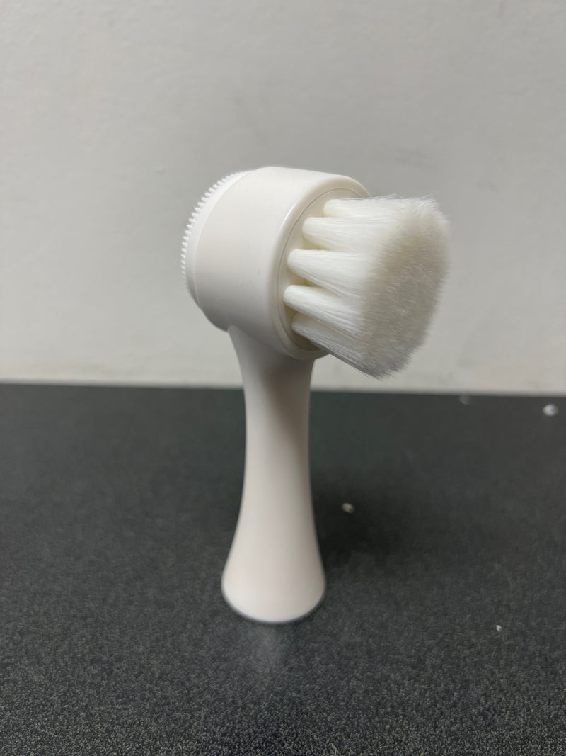 E.l.f. cleansing duo face brush