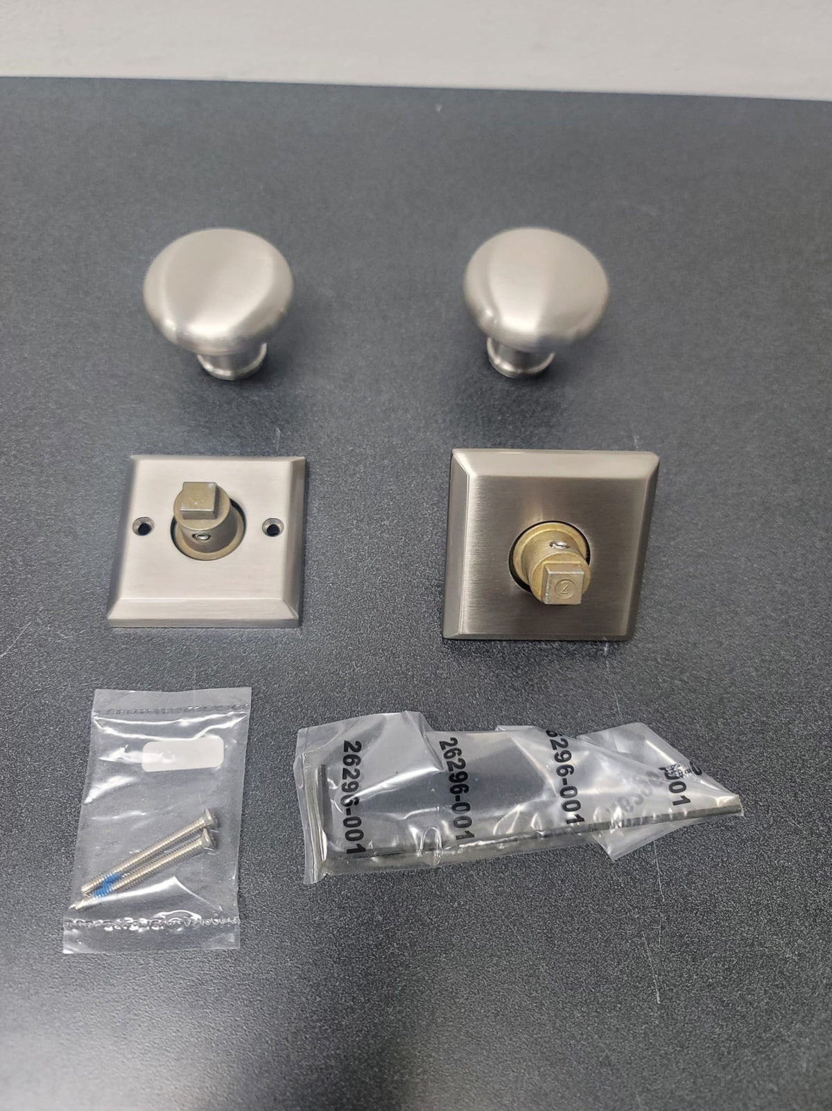 Baldwin FDROUTSR150 Round Non-Turning Two-Sided Dummy Door Knob Set with Square Rose - Satin Nickel