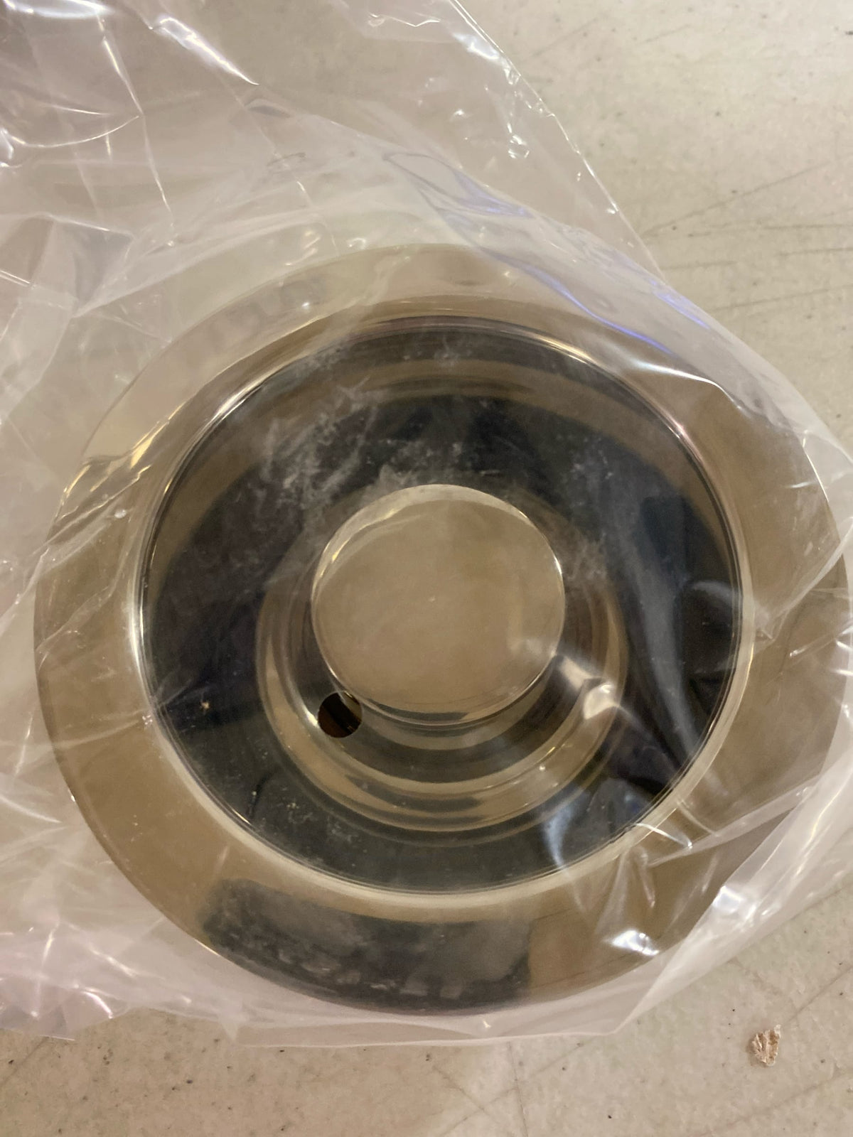 Delta 72030-PN Garbage Disposal Flange and Stopper for Standard Kitchen Sink Drain Openings - Brilliance Polished Nickel