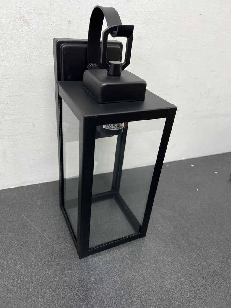Hukoro FAY-US-OD-142-B-2 Martin 1-Light Matte Black Outdoor Wall Lantern Sconce with Clear Glass