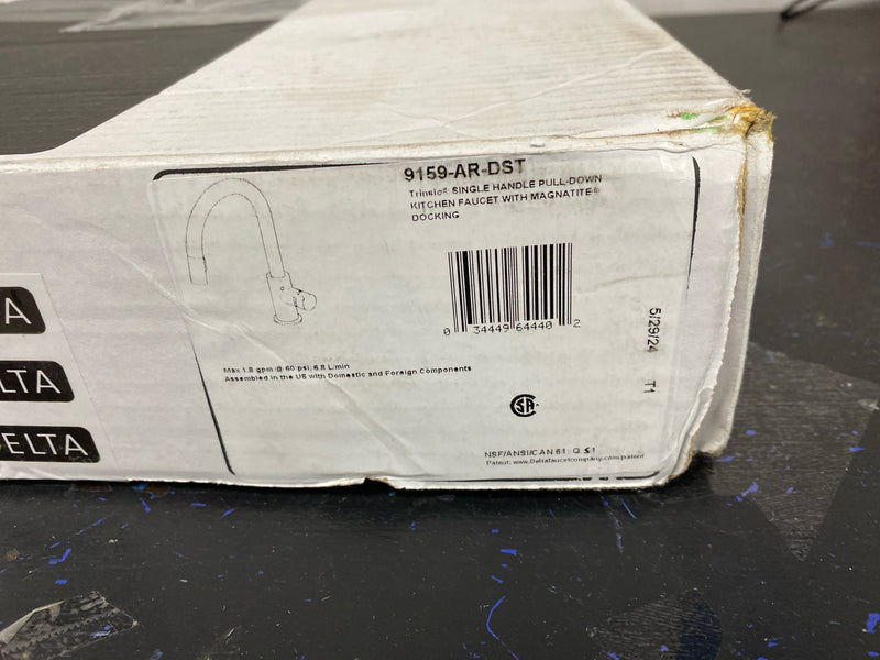 Delta Faucet Trinsic Brushed Nickel Kitchen Faucet, Kitchen Faucets with Pull Down Sprayer, Kitchen Sink Faucet, Faucet for Kitchen Sink with Magnetic Docking Spray Head, Arctic Stainless 9159-AR-DST