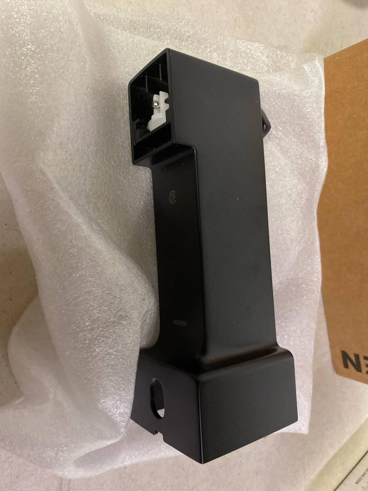 Moen 90 Degree Matte Black Modern Tub Spout with Diverter 1/2-Inch Slip-Fit CC Connection, S3896BL