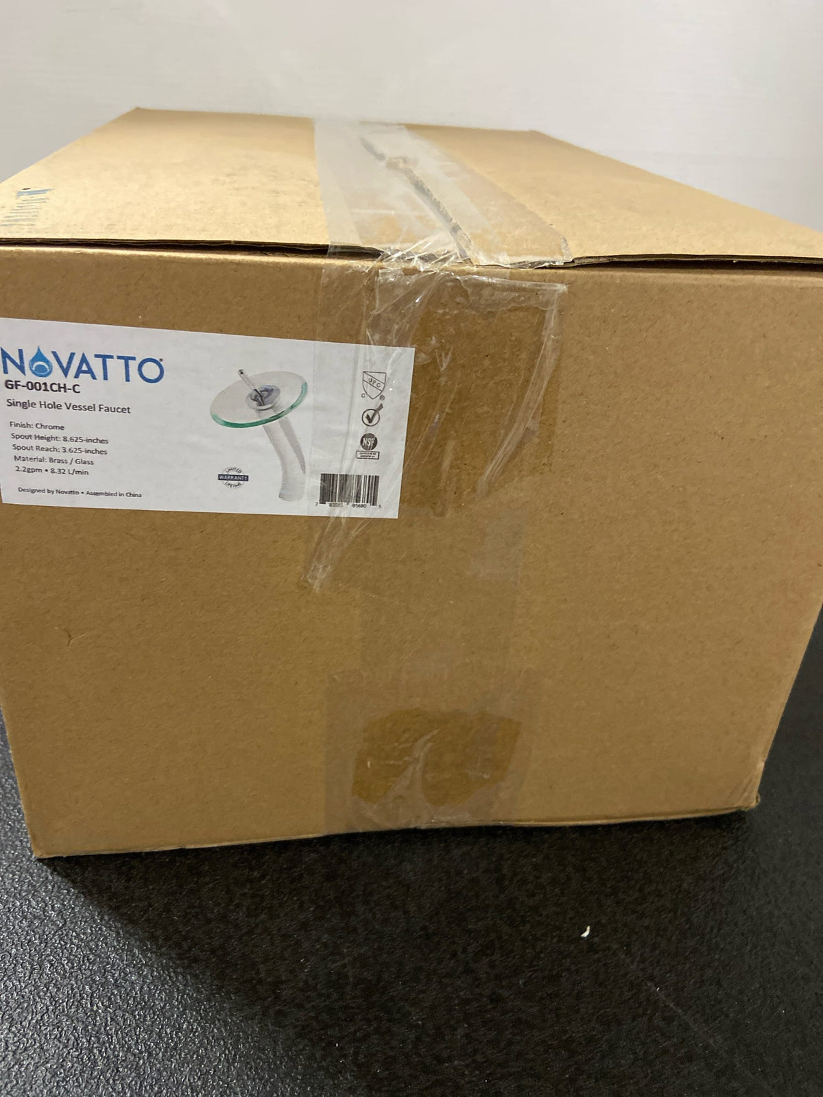 Novatto GF-001CH-C Falls Single Hole Single-Handle Bathroom Faucet with Clear Glass Disc in Chrome