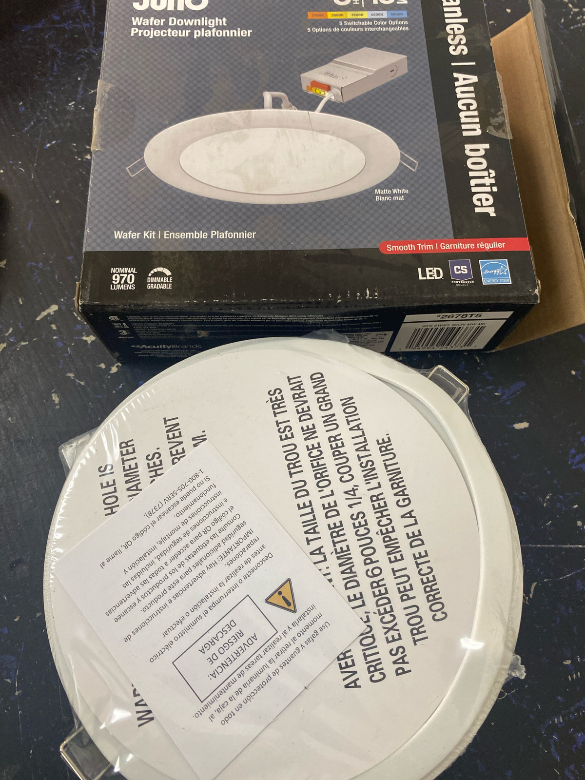Juno WF6 SWW5 90CRI MW M6 Contractor Select WF6 SWW5 6 in. Selectable CCT Ultra Slim Canless Integrated LED White Recessed Light