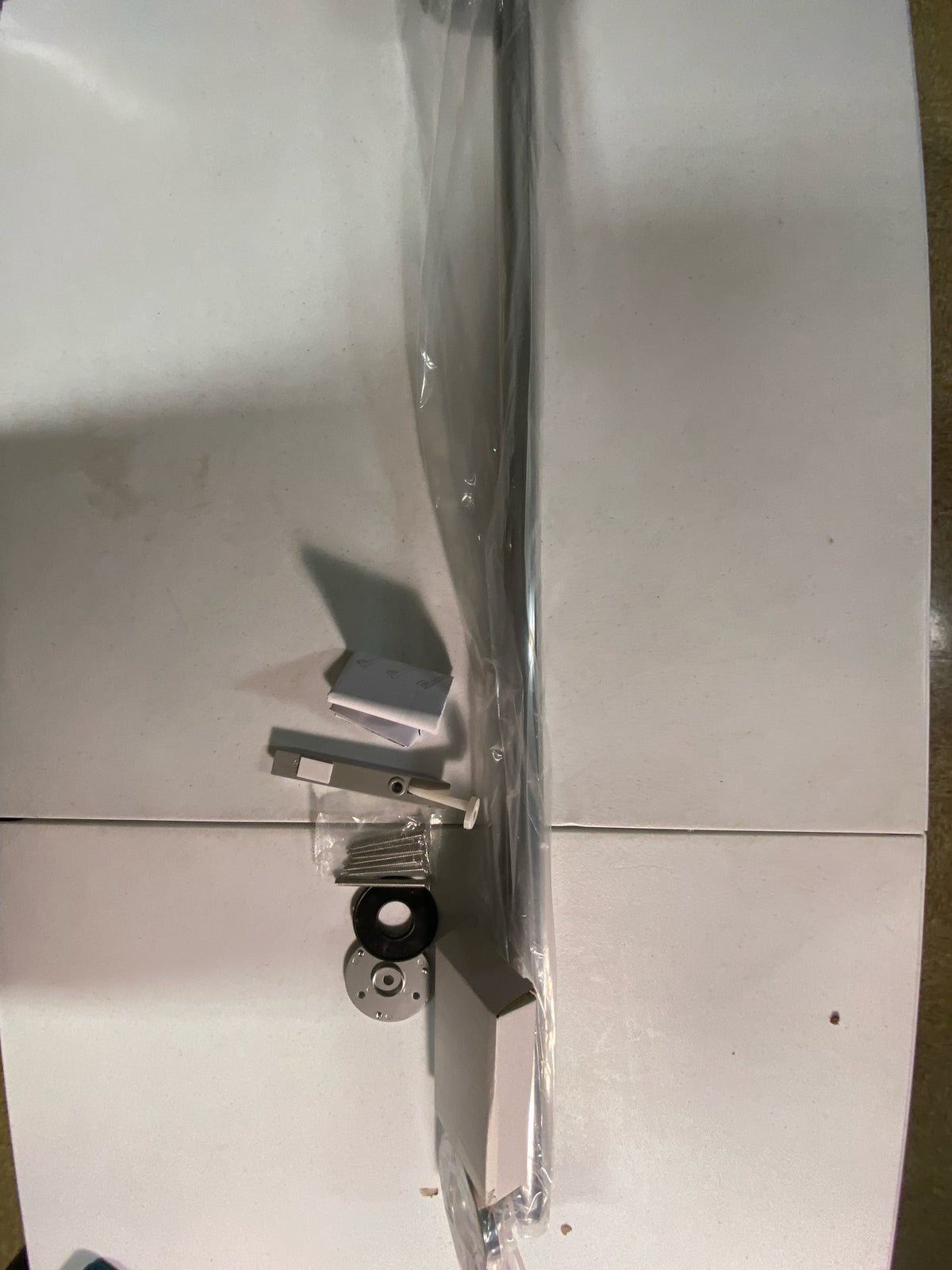 Delta Faucet 41836 Contemporary Grab Bar, 36", Polished Chrome