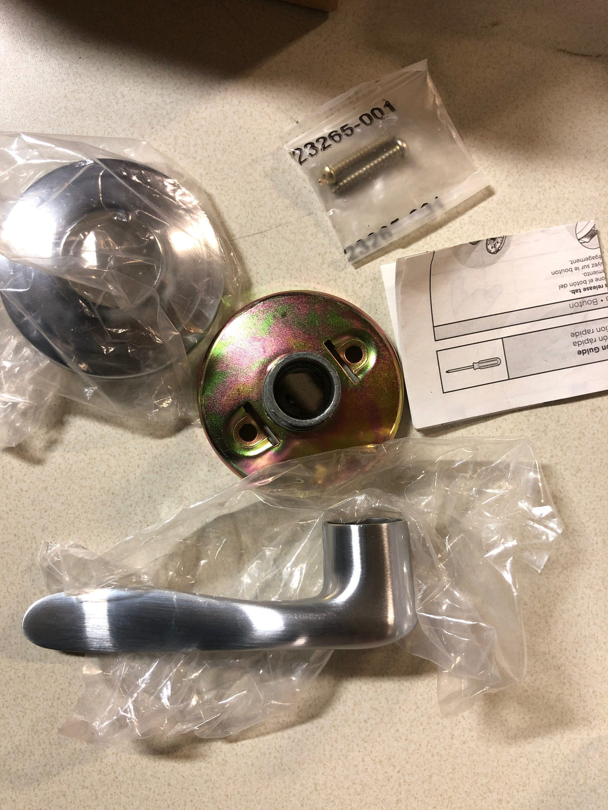 Kwikset 788TNLRH-26D Tustin Right Handed Non-Turning One-Sided Dummy Door Lever - Satin Chrome