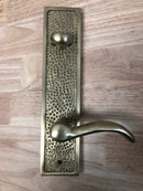 Signature Hardware 441344 Traeger Left Handed Solid Brass Hammered Style Full Plate Keyed Entry Single Cylinder Door Handleset with Interior Lever and 2-3/4" Backset - Satin Brass
