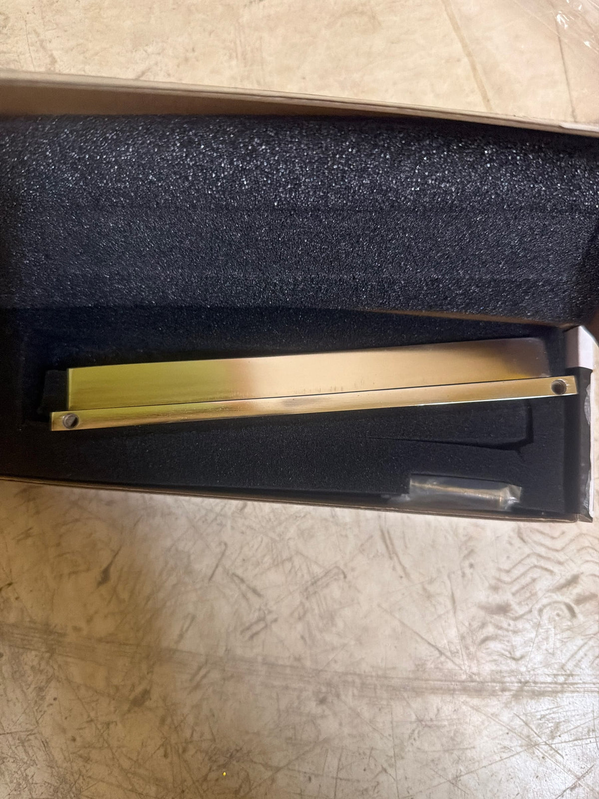 Alno A960-6 Tab 6" Center To Center Rectangular Linear Solid Brass Surface Mount Cabinet