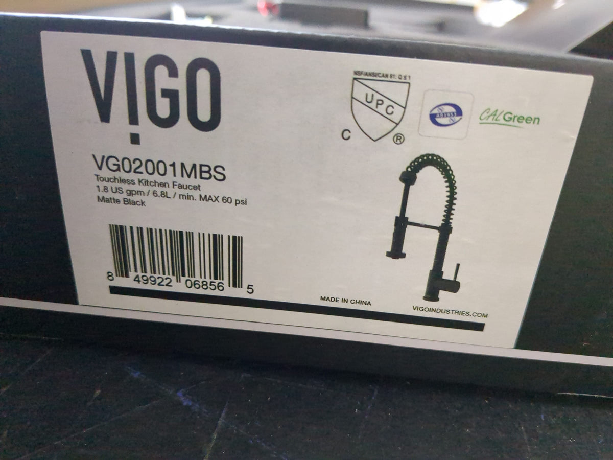 Vigo VG02001MBS Edison Single Handle Pull-Down Sprayer Kitchen Faucet with Touchless Sensor in Matte Black