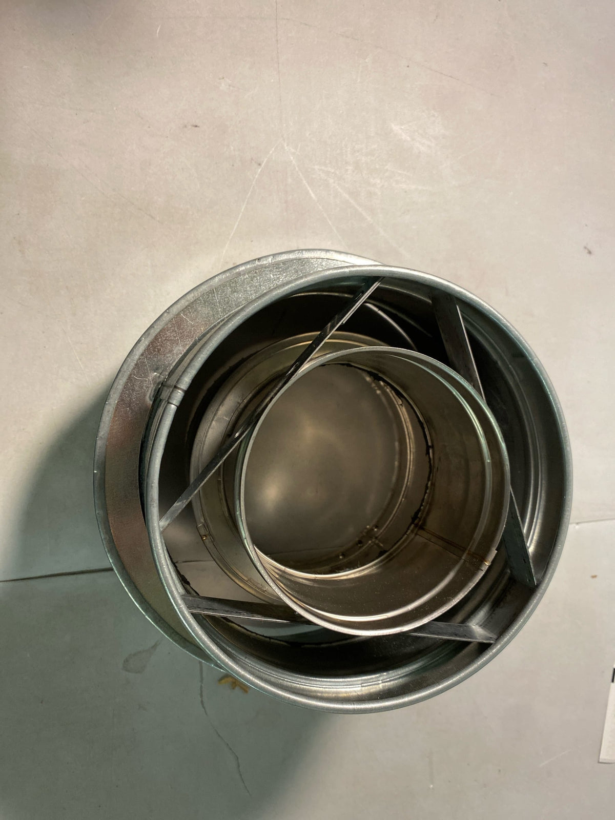 Metalbest 1605364 5" Inner Diameter - Direct-Temp Direct Vent Pipe - Double Wall - 5" to 4" Reducer - Galvanized