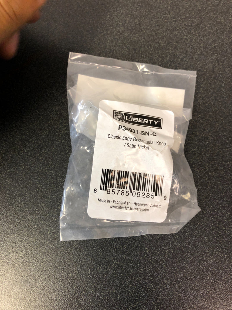 Liberty Hardware Classic Edge 1-3/8 Inch Bar Cabinet Knob
