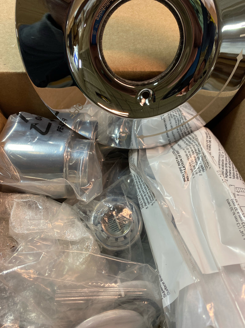 Delta Faucet Ashlyn 14 Series Single-Handle Tub and Shower Trim Kit, Shower Faucet with Single-Spray Touch-Clean Shower Head, Chrome T14464 (Valve Not Included)