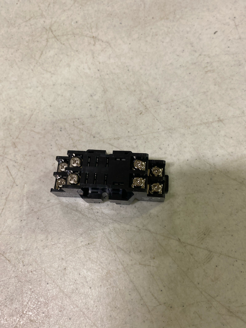 IDEC SH2B-05 Relay Socket 10A 300V New *