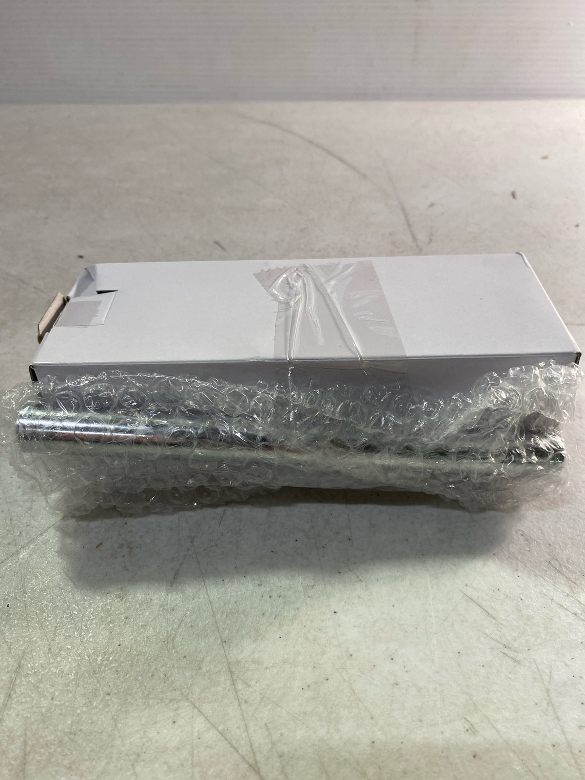 Moen BP1886CH Triva 9 in. Hand Towel Bar in Chrome