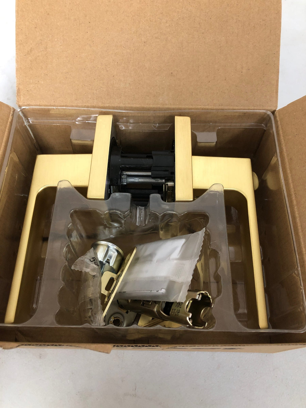Kwikset 740SAL SQT 4 SMT 6AL RCS Singapore Satin Brass Square Key Entry Door Handle Handle Featuring SmartKey Security