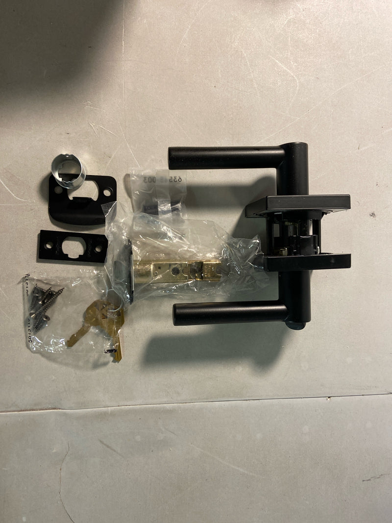 Kwikset 740MILSQT-514S 740MILSQT-S Milan Single Cylinder Keyed Entry Door Lever Set with Square Rose