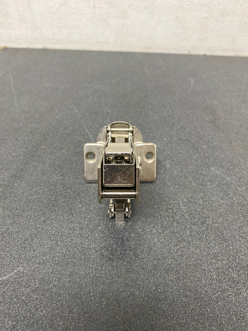 Blum 170 Deg Clip Top Half Crank Screw on Self Close Cabinet Hinge 71 T6650
