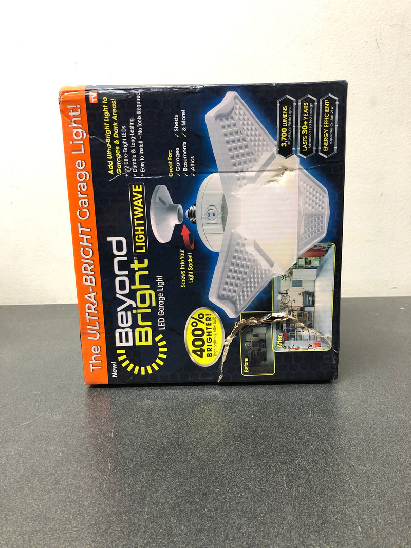 Beyond bright BEBRBLZ-PD32 20-Watt 72 LED Lamp Lights 6500K Garage Ultra-Bright