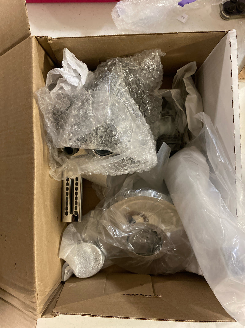 Delta T17489-PR Tetra Monitor 17 Series Tub and Shower Trim Package with Integrated Volume Control - Less Rough In - Lumicoat Chrome