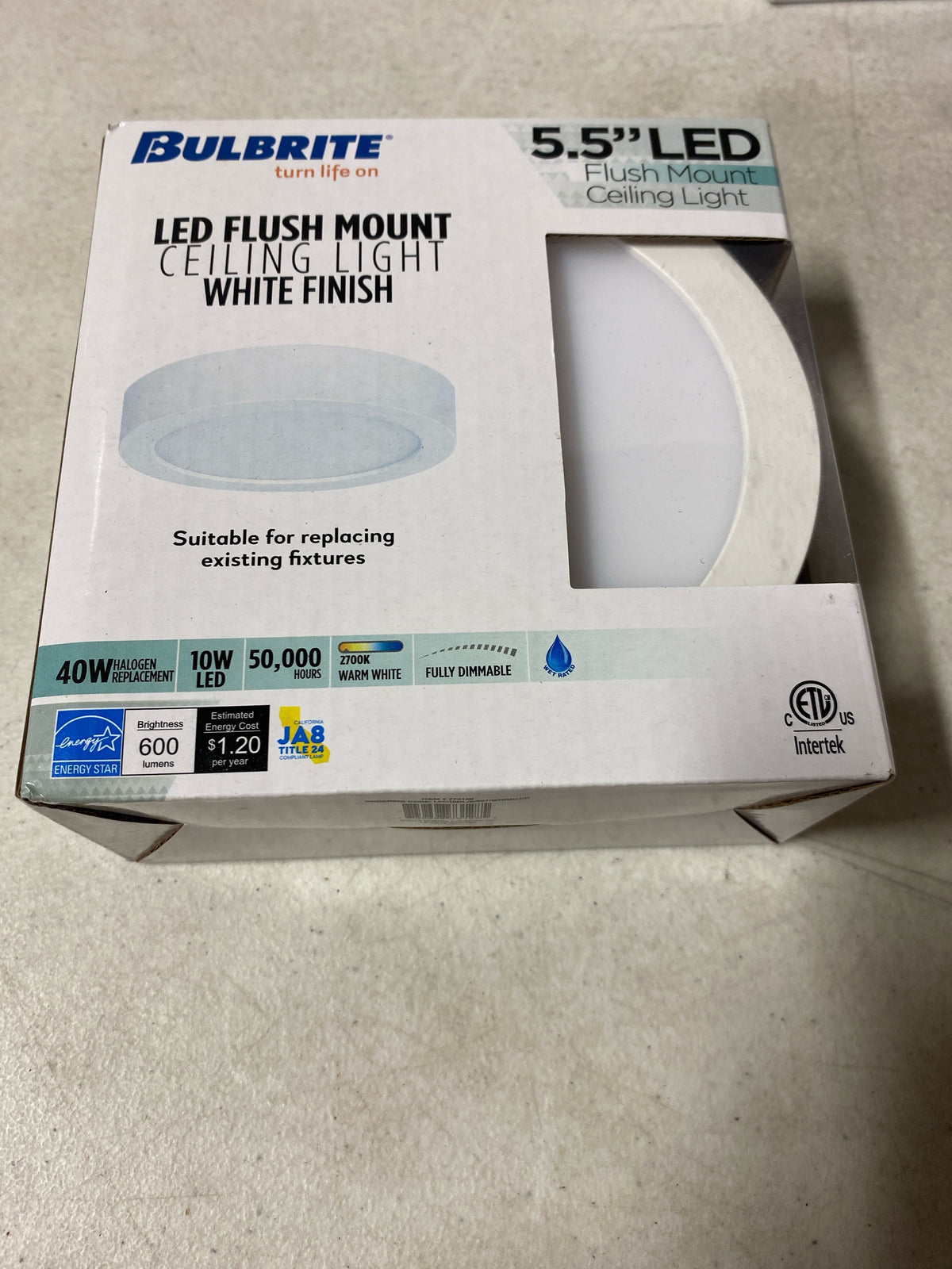 Bulbrite 5.5 Inch Flush Mount Round LED Ceiling Light, 40 Watt Equivalent, White