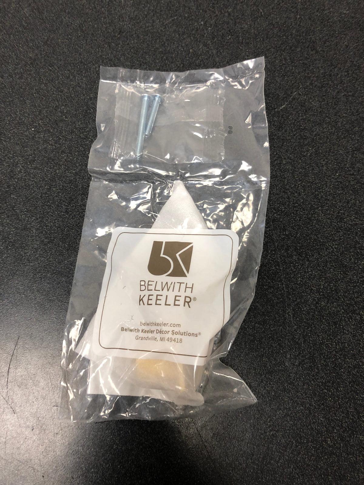 Belwith Keeler B076146-BGB Channel 1-1/4 Inch Rectangular Modern Bauhaus Cabinet Knob / Drawer Knob - Brushed Golden Brass