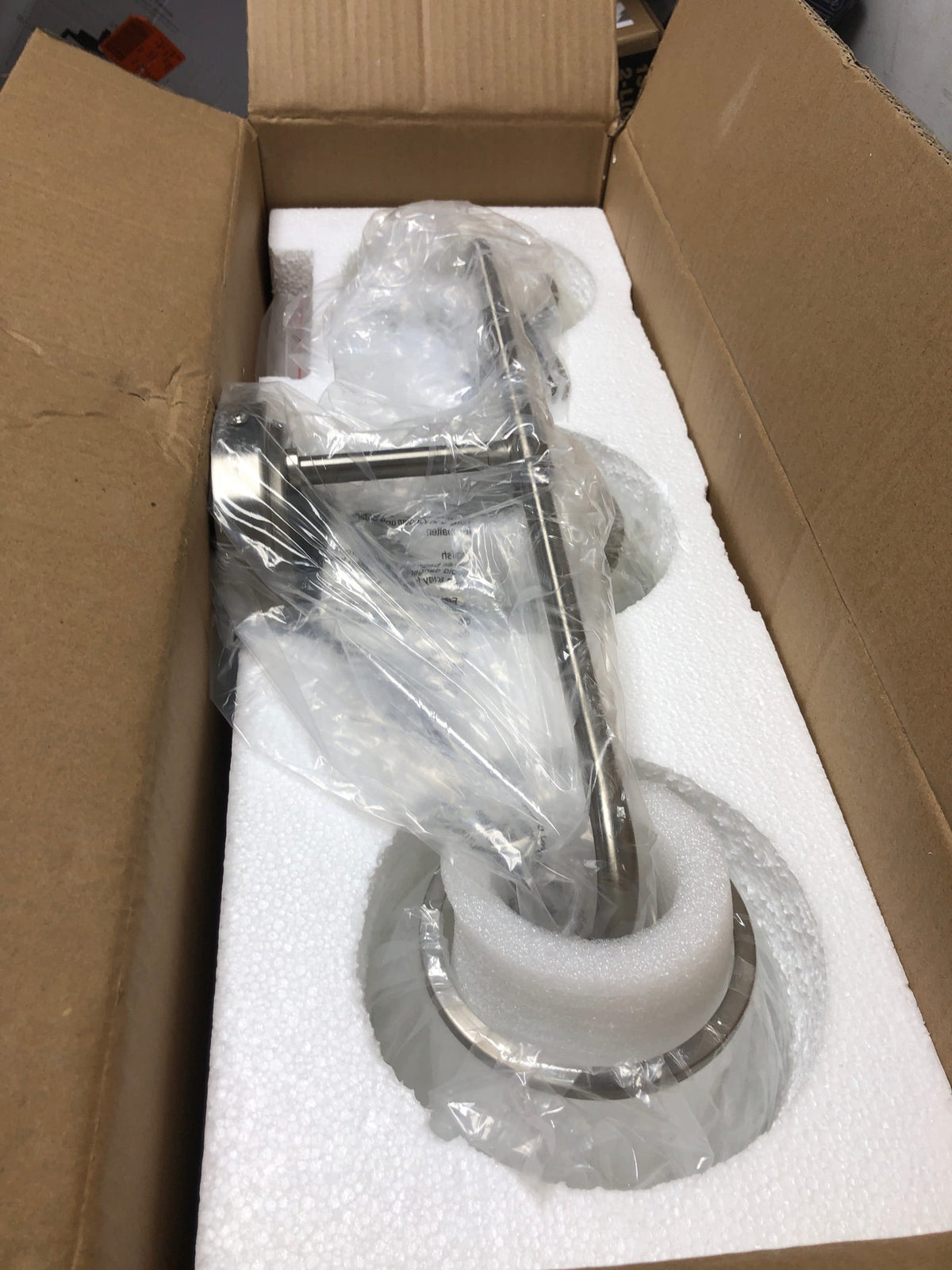 Kaisite 8033ML-03SN-US 22.4 in. 3-Light Brushed Nickel Bathroom Vanity Light with Clear Globe Glass Shades