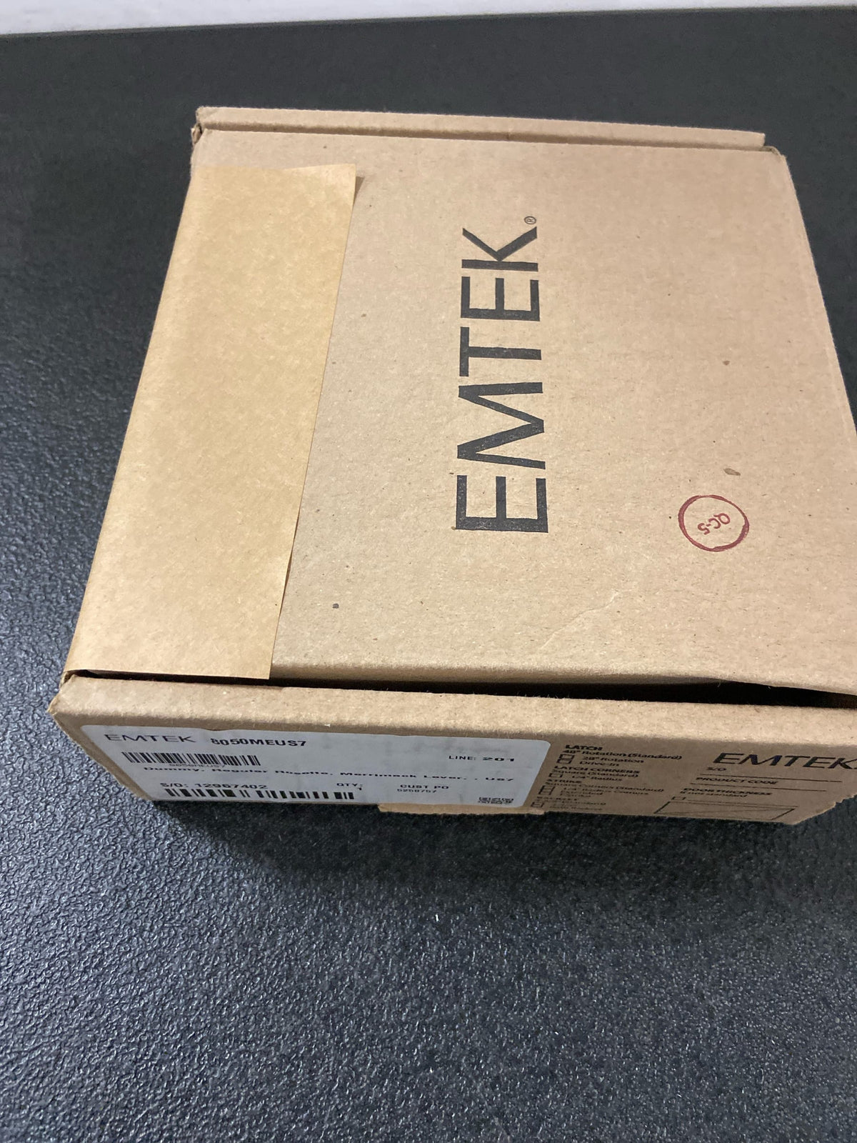 Emtek 852MEUS7 Regular Rosette Merrimack Reversible Non-Turning Two-Sided Dummy Door Lever Set from the American Designer Collection - French Antique